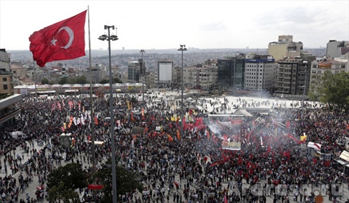 Ожесточенные стычки с полицией произошли на юго-востоке Турции